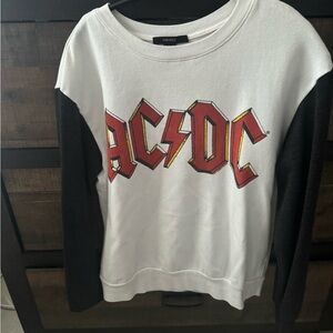 Forever 21 Women's Black and White AC/DC Sweatshirt size small